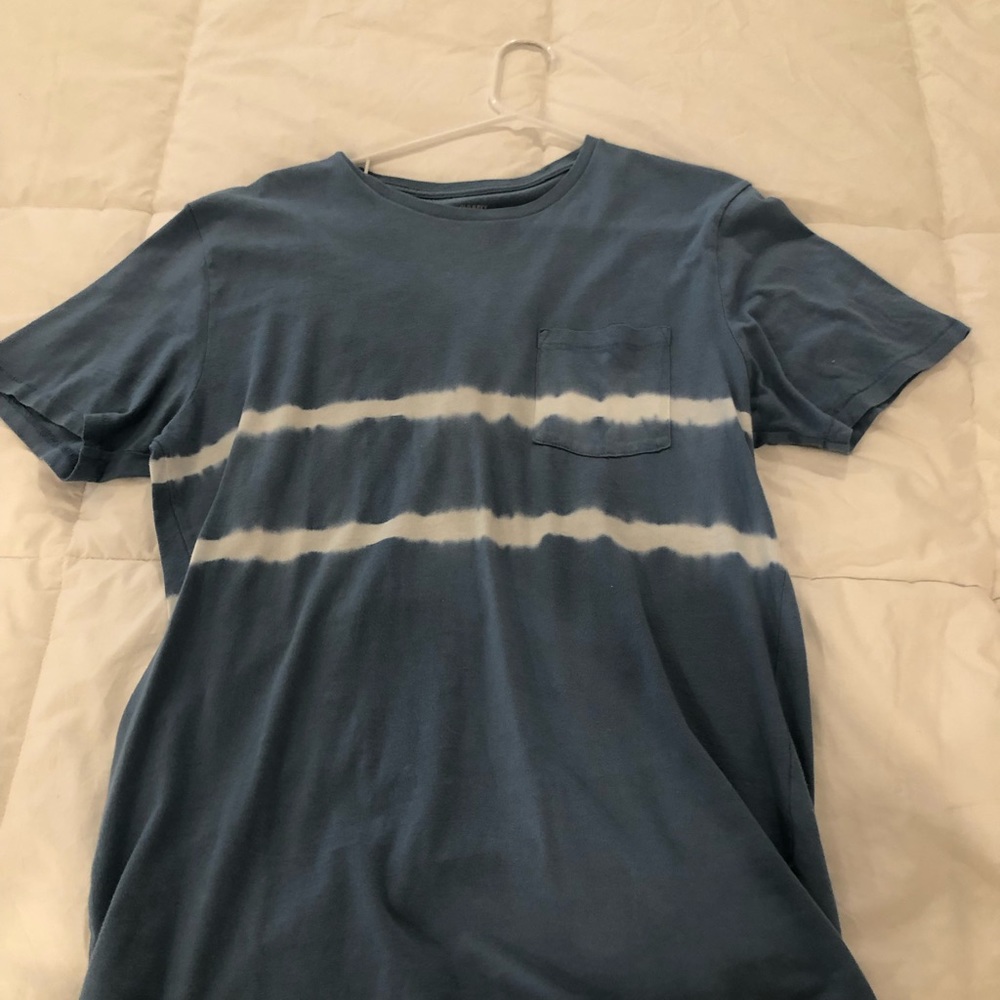 Old Navy Men’s T-Shirt